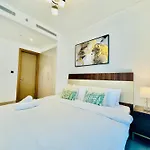 Elegant 2Br Escape In Sobha Waves Near Downtown