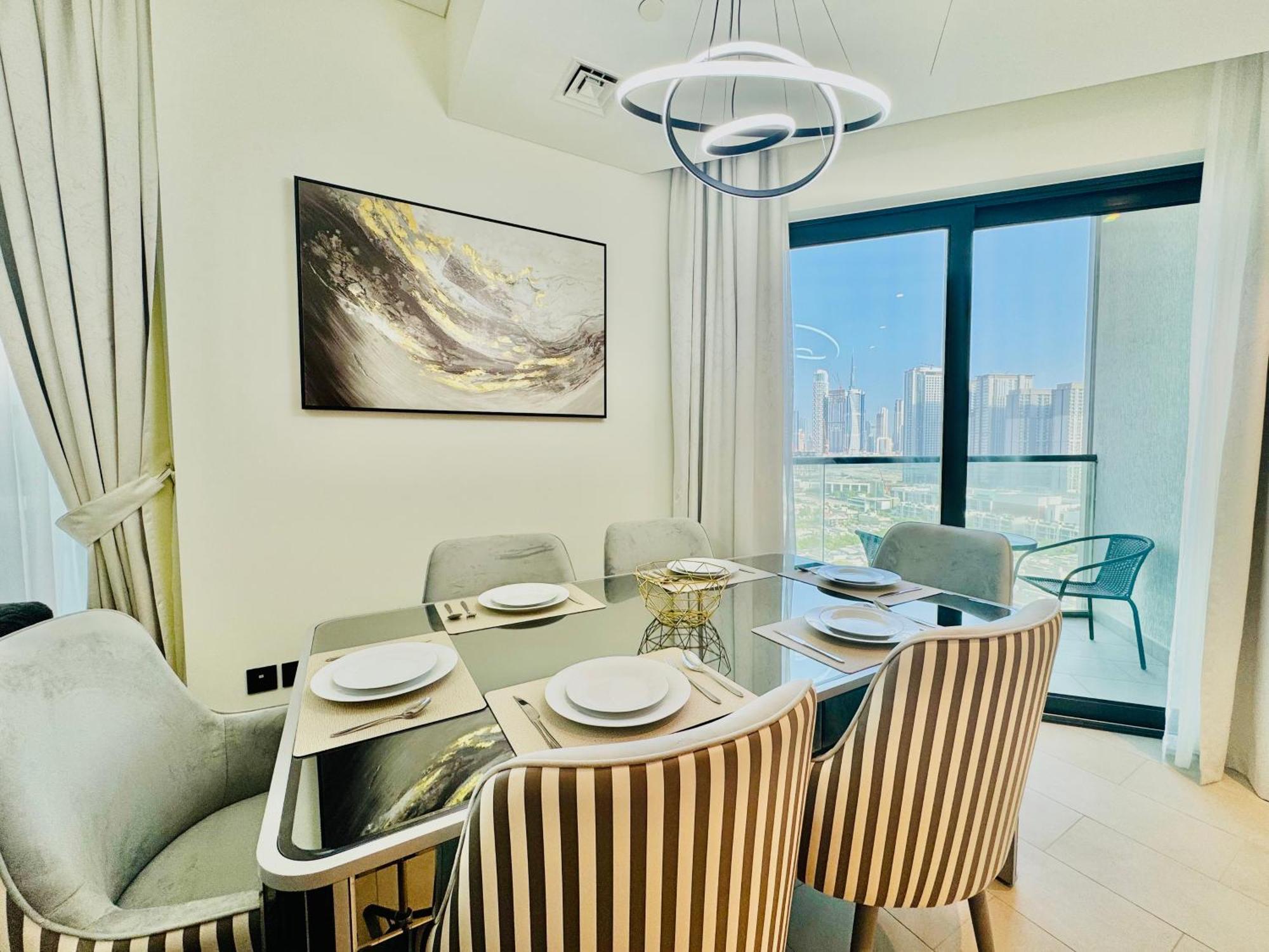 Elegant 2br Escape In Sobha Waves Near Downtown